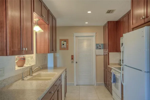 $4,950 | Undisclosed Address, Bradenton, FL 34209