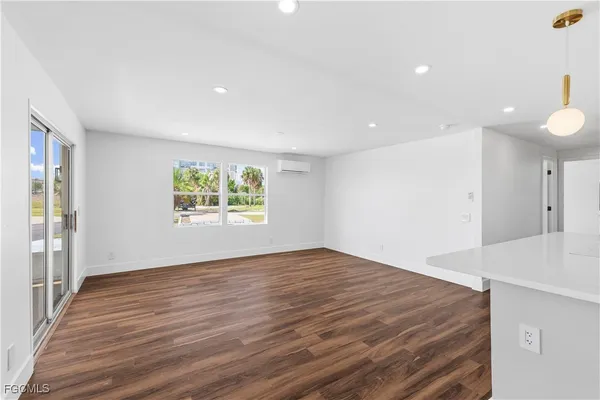 $180,000 | 13670 Dowitcher Drive, Fort Myers, FL 33908