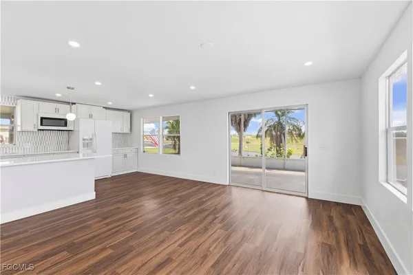 $180,000 | 13670 Dowitcher Drive, Fort Myers, FL 33908