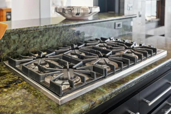 $2,800,000 | 21108 Pelican Loop, Bodega Bay, CA 94923