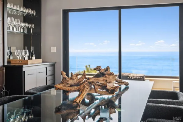 $2,800,000 | 21108 Pelican Loop, Bodega Bay, CA 94923