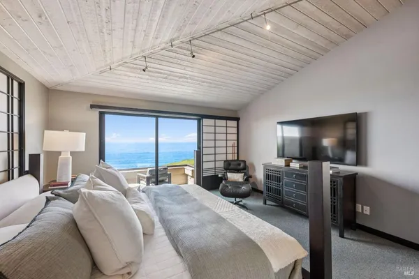 $2,800,000 | 21108 Pelican Loop, Bodega Bay, CA 94923