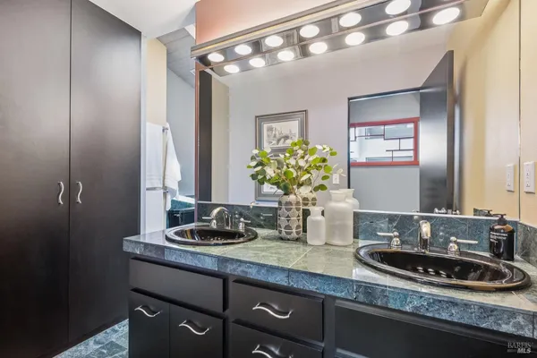 $2,800,000 | 21108 Pelican Loop, Bodega Bay, CA 94923