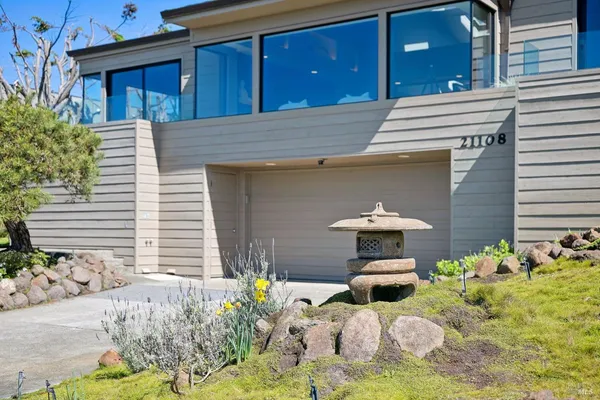 $2,800,000 | 21108 Pelican Loop, Bodega Bay, CA 94923