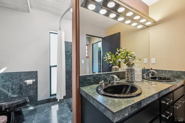 $2,800,000 | 21108 Pelican Loop, Bodega Bay, CA 94923