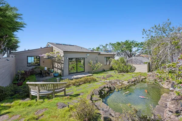 $2,800,000 | 21108 Pelican Loop, Bodega Bay, CA 94923