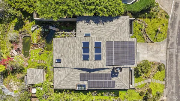 $2,800,000 | 21108 Pelican Loop, Bodega Bay, CA 94923