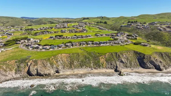 $2,800,000 | 21108 Pelican Loop, Bodega Bay, CA 94923