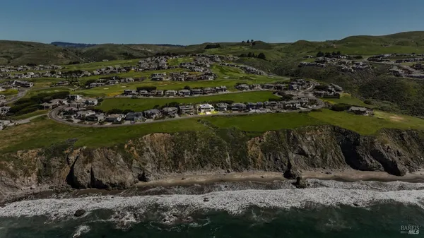 $2,800,000 | 21108 Pelican Loop, Bodega Bay, CA 94923