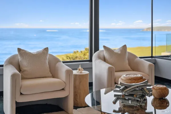 $2,800,000 | 21108 Pelican Loop, Bodega Bay, CA 94923