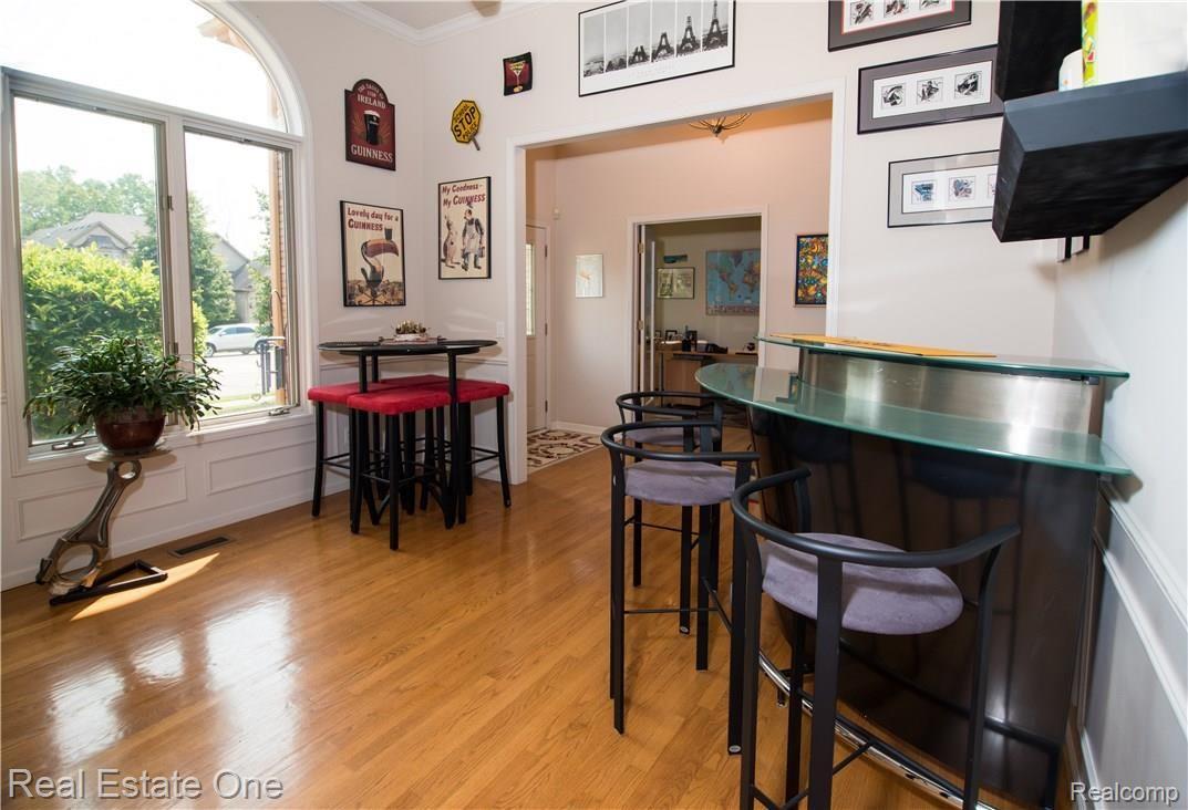 2008 Somerville Road Rochester, MI 48307 - Photo 8 of 24 Formal Dining Area Used as a Bar