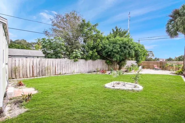 $3,850 | 19185 Southeast Homewood Avenue, Jupiter, FL 33469