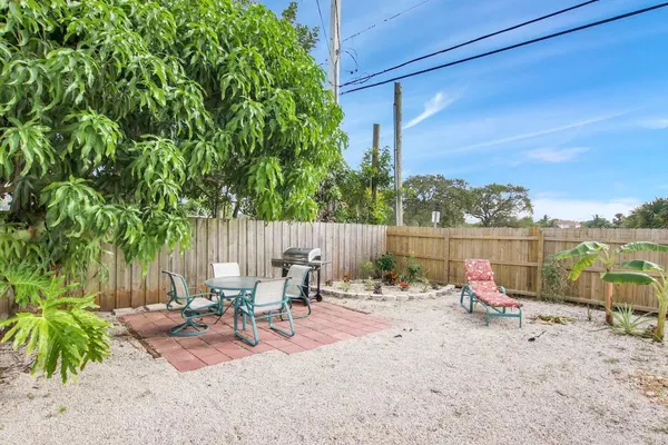 $3,850 | 19185 Southeast Homewood Avenue, Jupiter, FL 33469