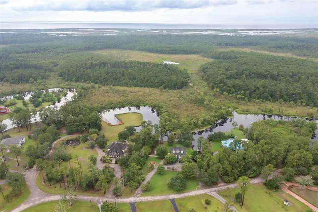 $484,000 | 59050 Pine Bay Lane, Lacombe, LA 70445