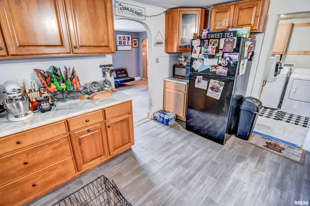 $75,000 | 325 North Poplar Street, Assumption, IL 62510