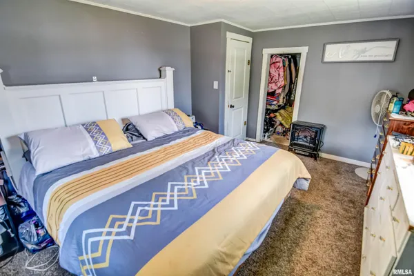 $75,000 | 325 North Poplar Street, Assumption, IL 62510