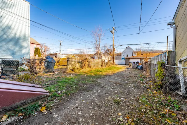 $149,000 | 356 4th Avenue, Troy, NY 12182