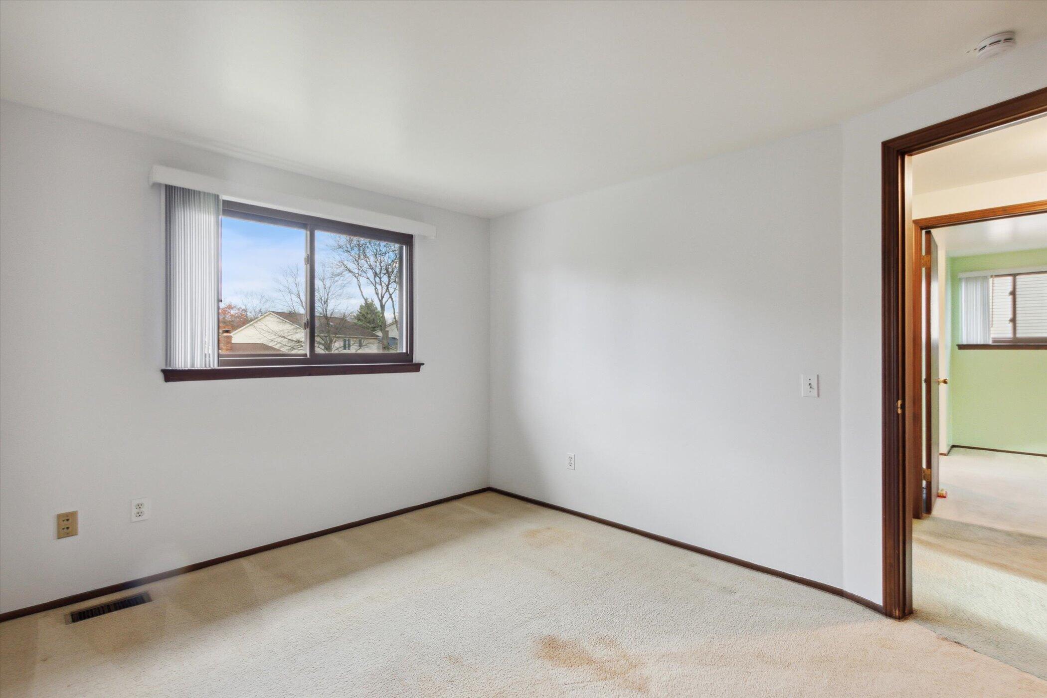 13952 Riverside Street Livonia, MI 48154 - Photo 29 of 49 30-13952-Riverside-Dr-Livonia-MI-48154-W