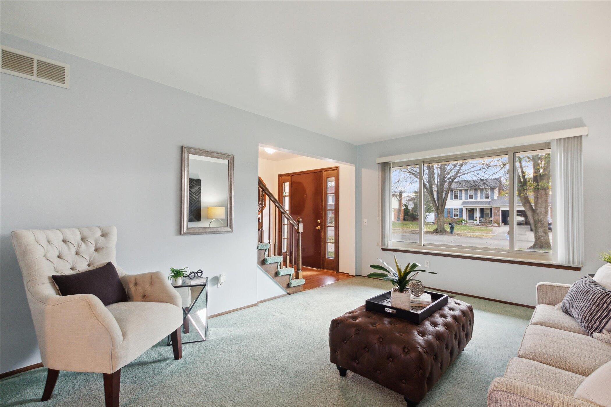13952 Riverside Street Livonia, MI 48154 - Photo 7 of 49 08-13952-Riverside-Dr-Livonia-MI-48154-W