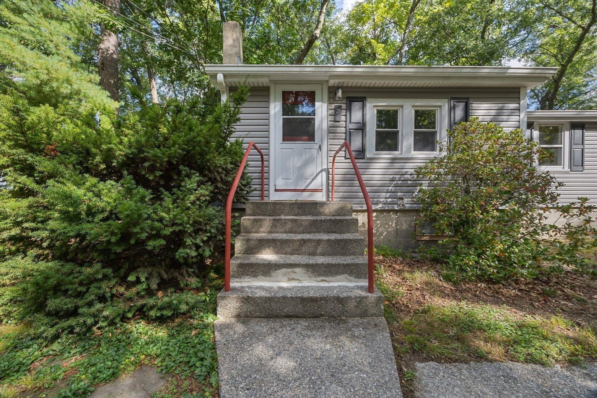 21 Faulkner Road Grafton, MA 01536 - Photo 9 of 26 Gallery Image 9