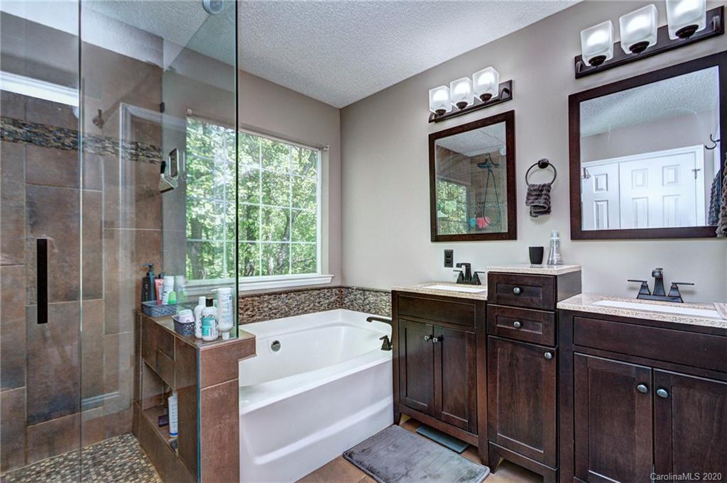 10431 Rosemallow Road Charlotte, NC 28213 - Photo 18 of 34 Gallery Image 18