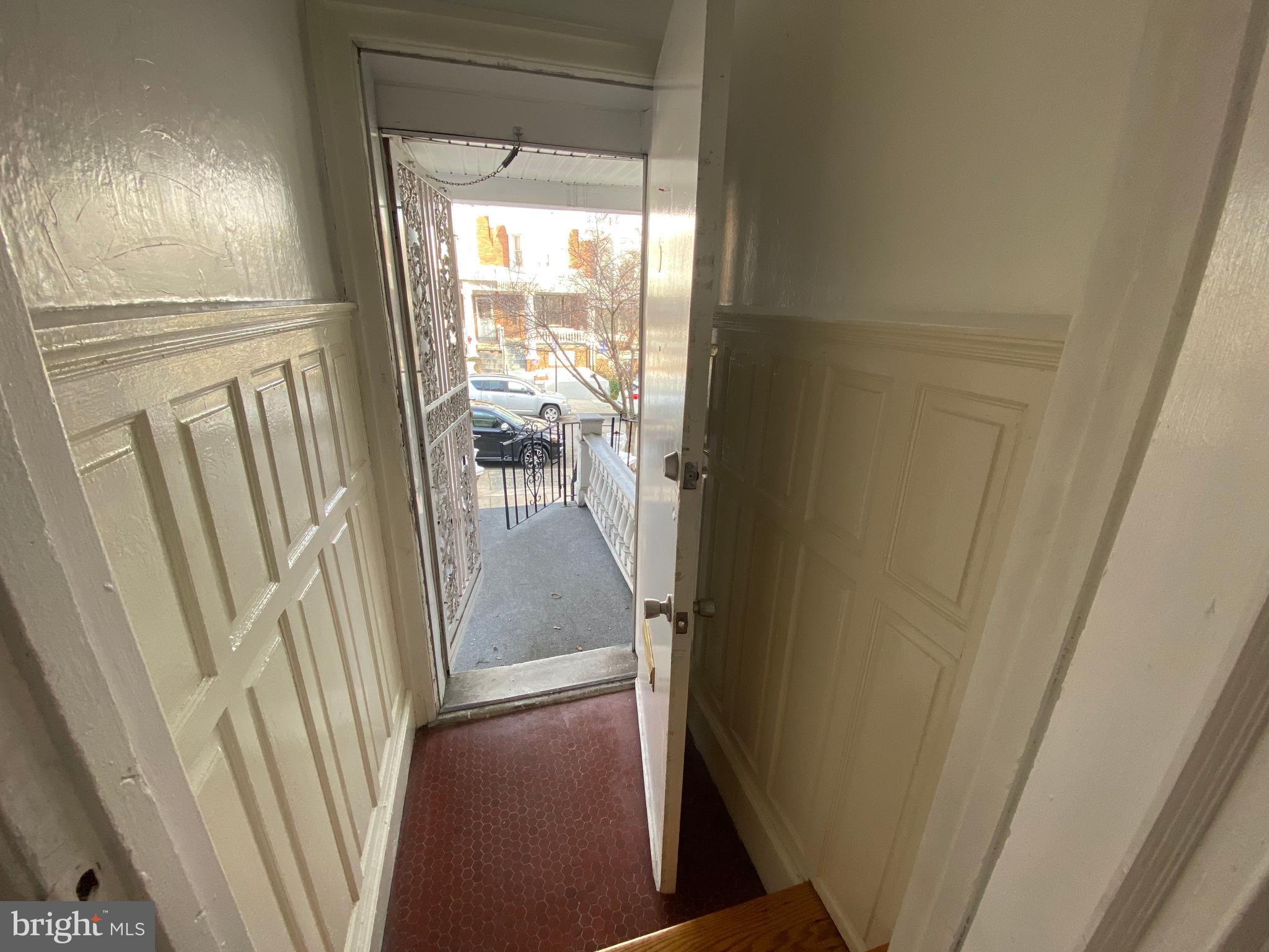 762 Wynnewood Road Philadelphia, PA 19151 - Photo 3 of 25 ENTRANCE