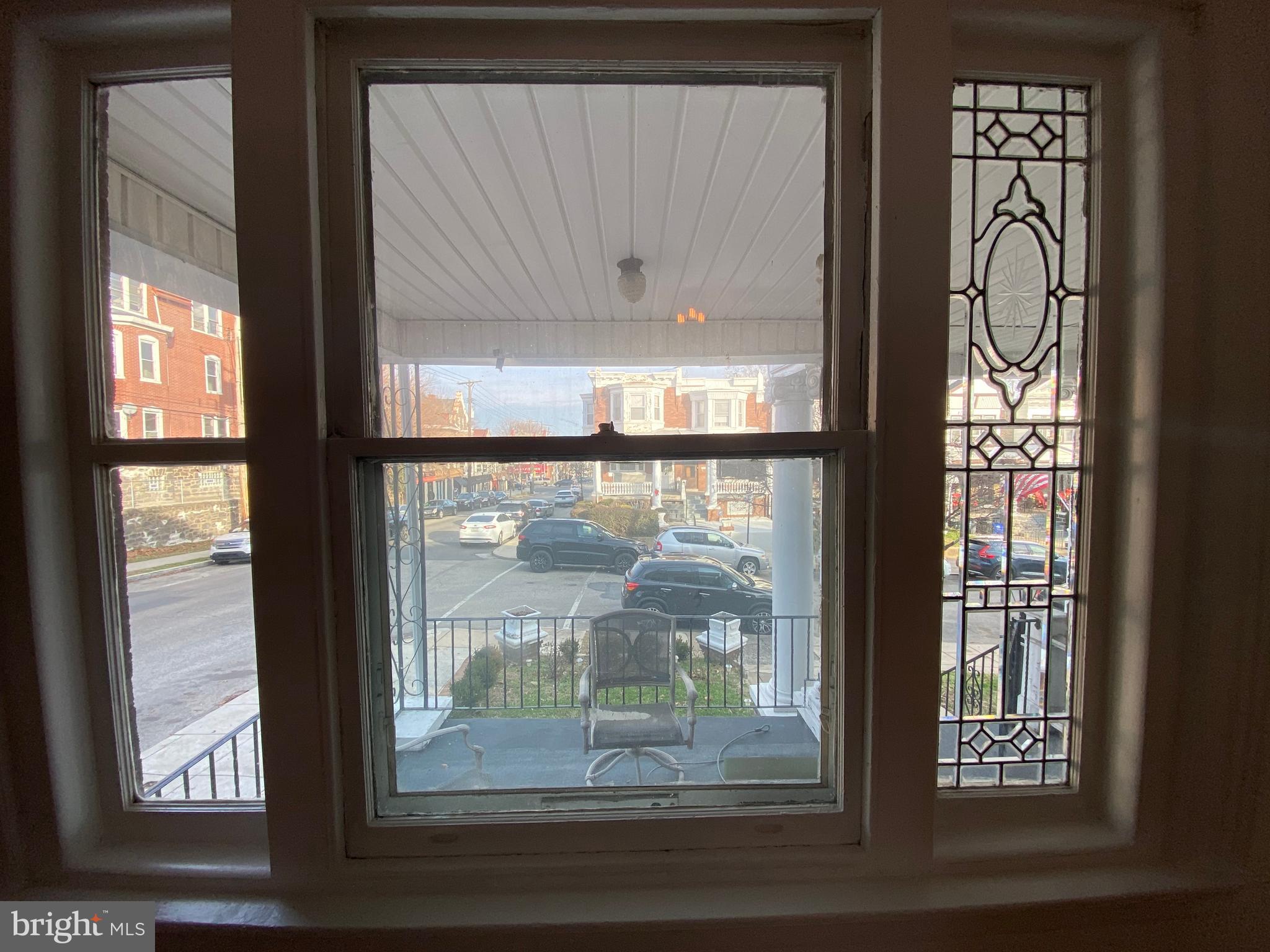 762 Wynnewood Road Philadelphia, PA 19151 - Photo 5 of 25 BAY WINDOWS