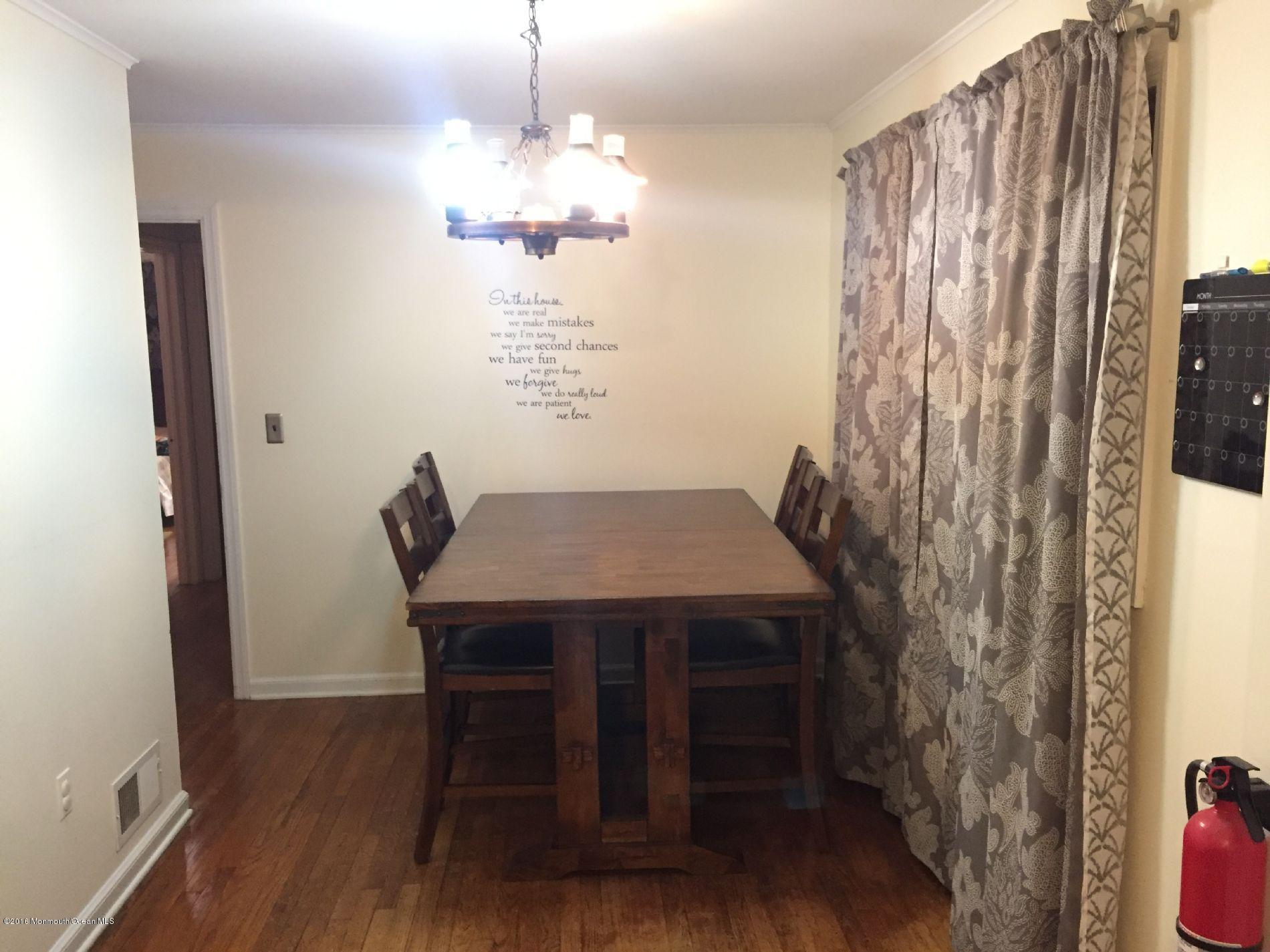 29 Sunnyside Road Mahwah, NJ 07430 - Photo 7 of 7 Flatfee5