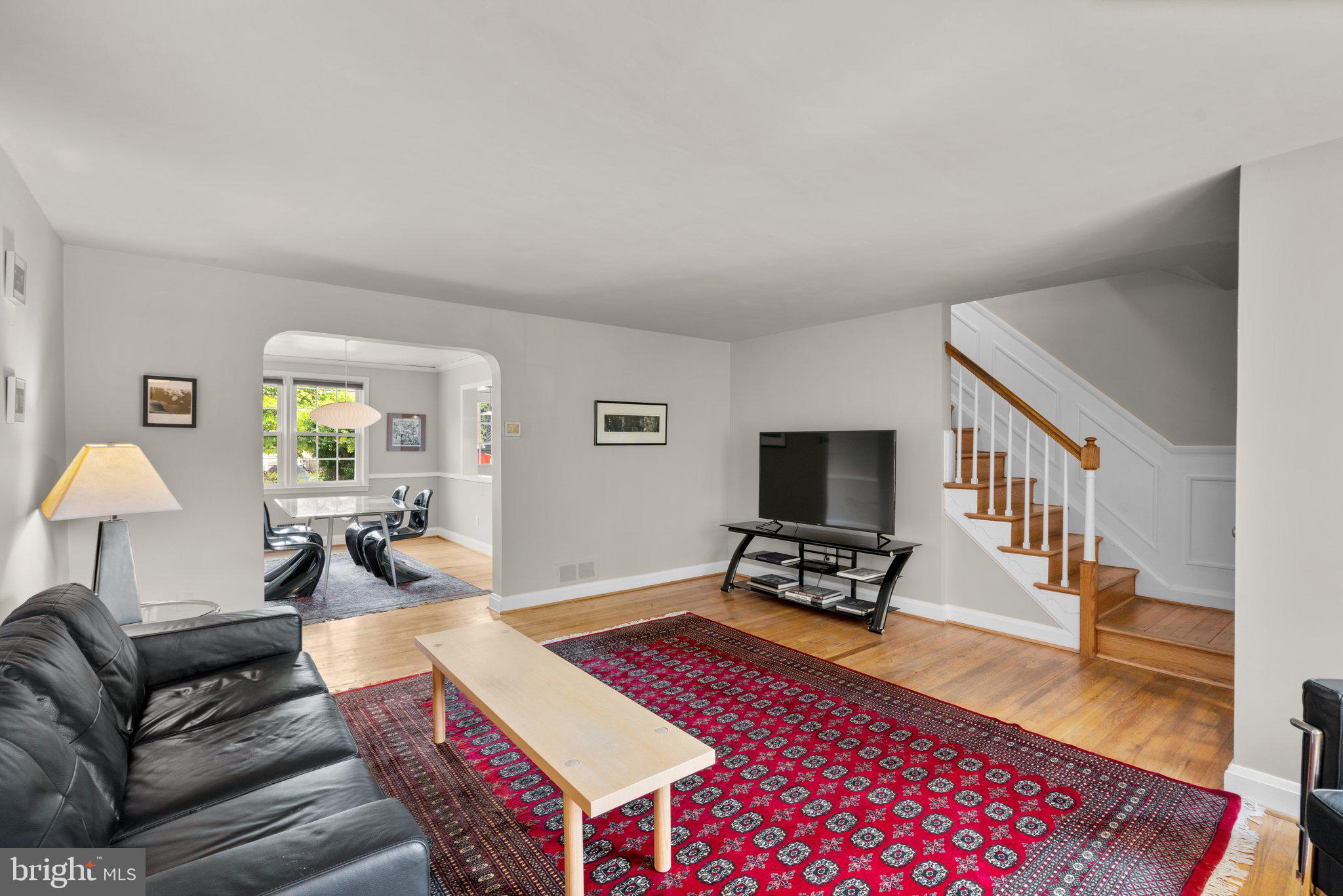 8106 Pleasant Plains Road Towson, MD 21286 - Photo 6 of 37