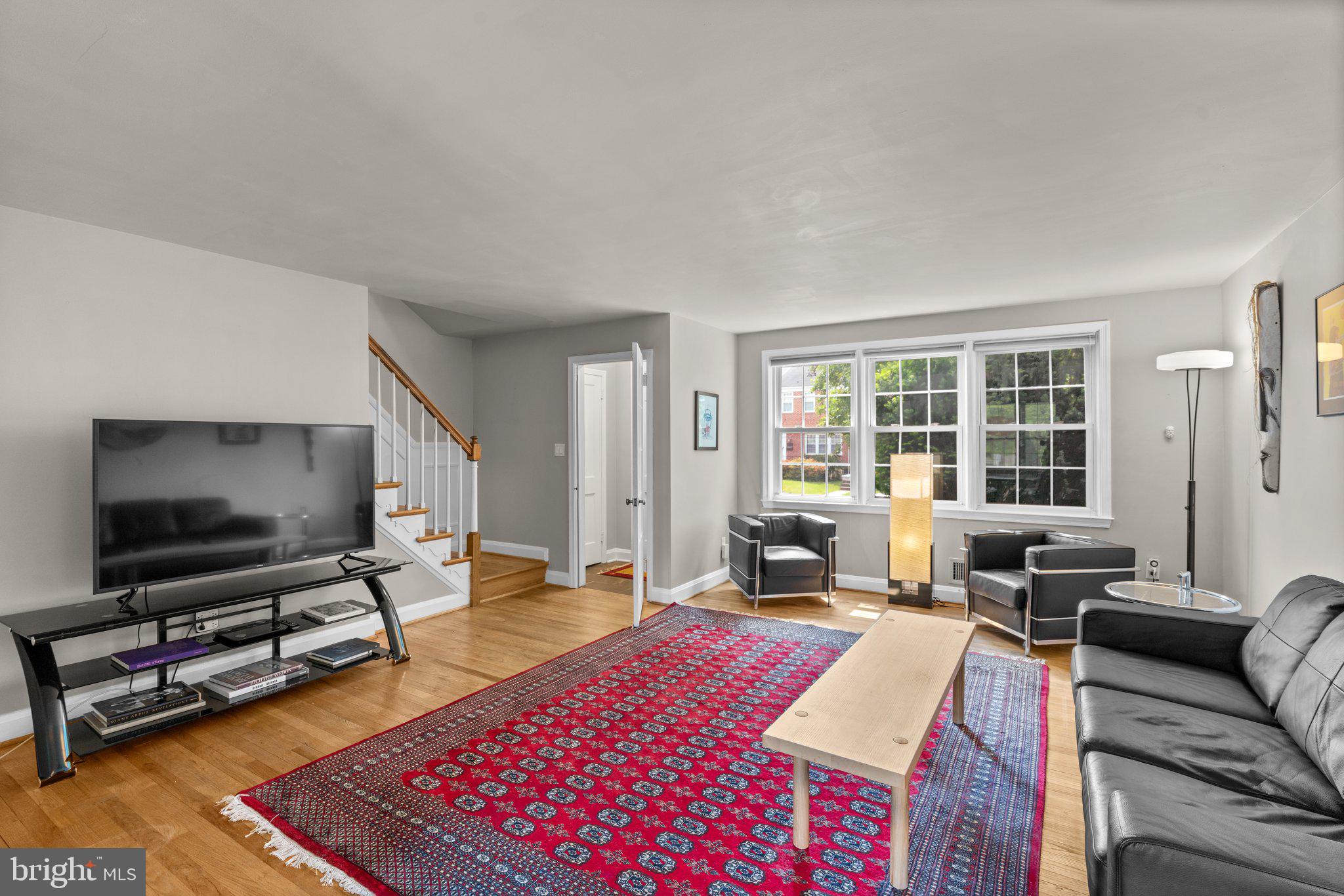 8106 Pleasant Plains Road Towson, MD 21286 - Photo 7 of 37