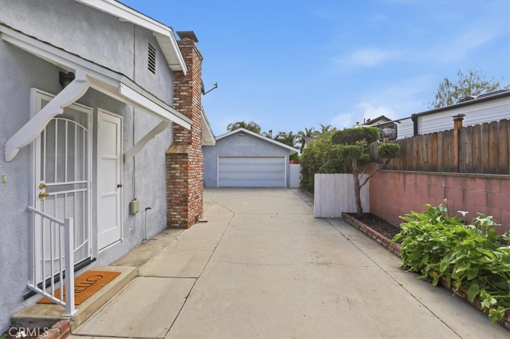 6766 Nicolett Street Riverside, CA 92504 - Photo 7 of 48