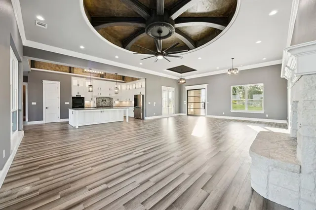 a view of an empty room and window