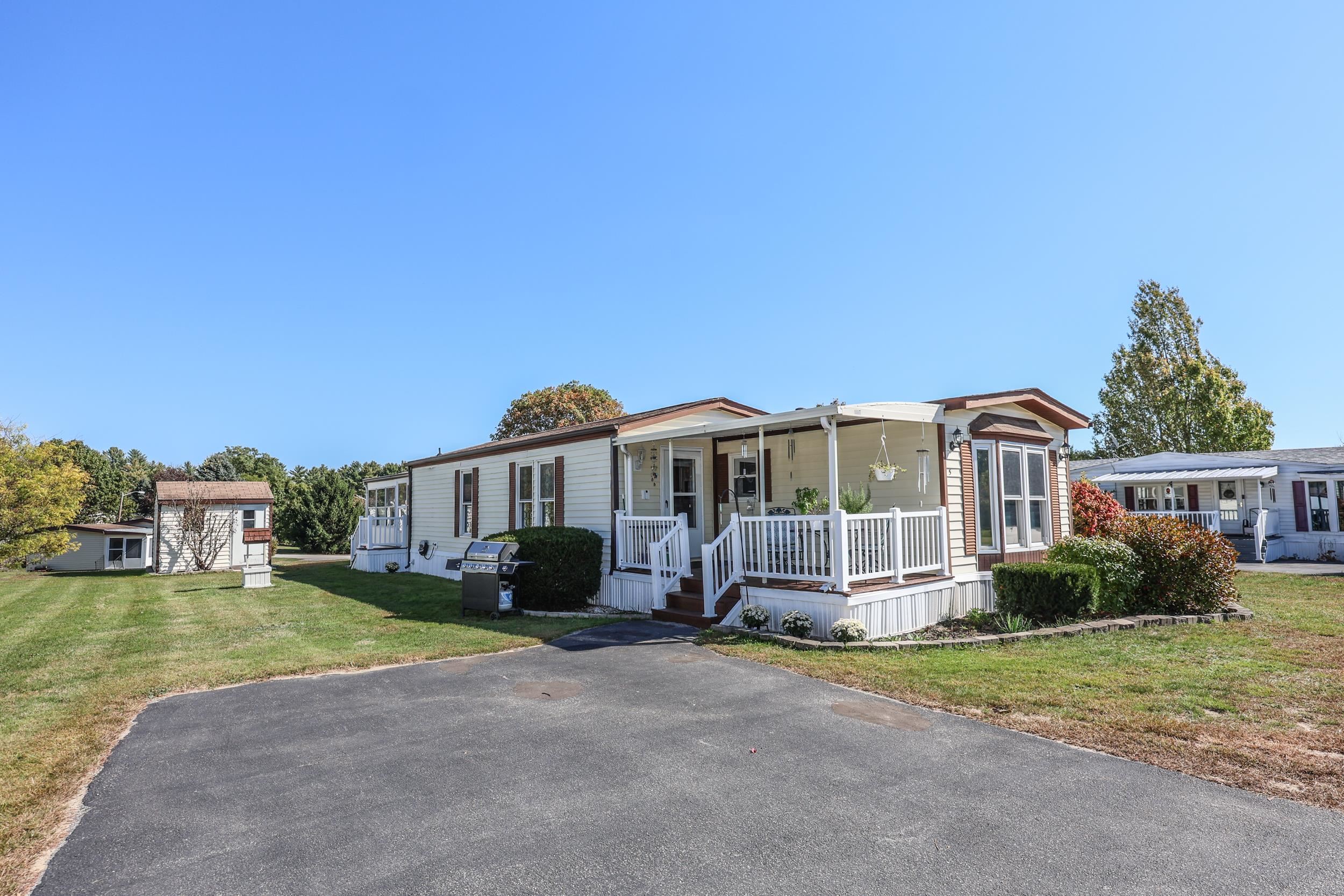 5 Monadnock Drive Rochester, NH 03867 - Photo 1 of 28