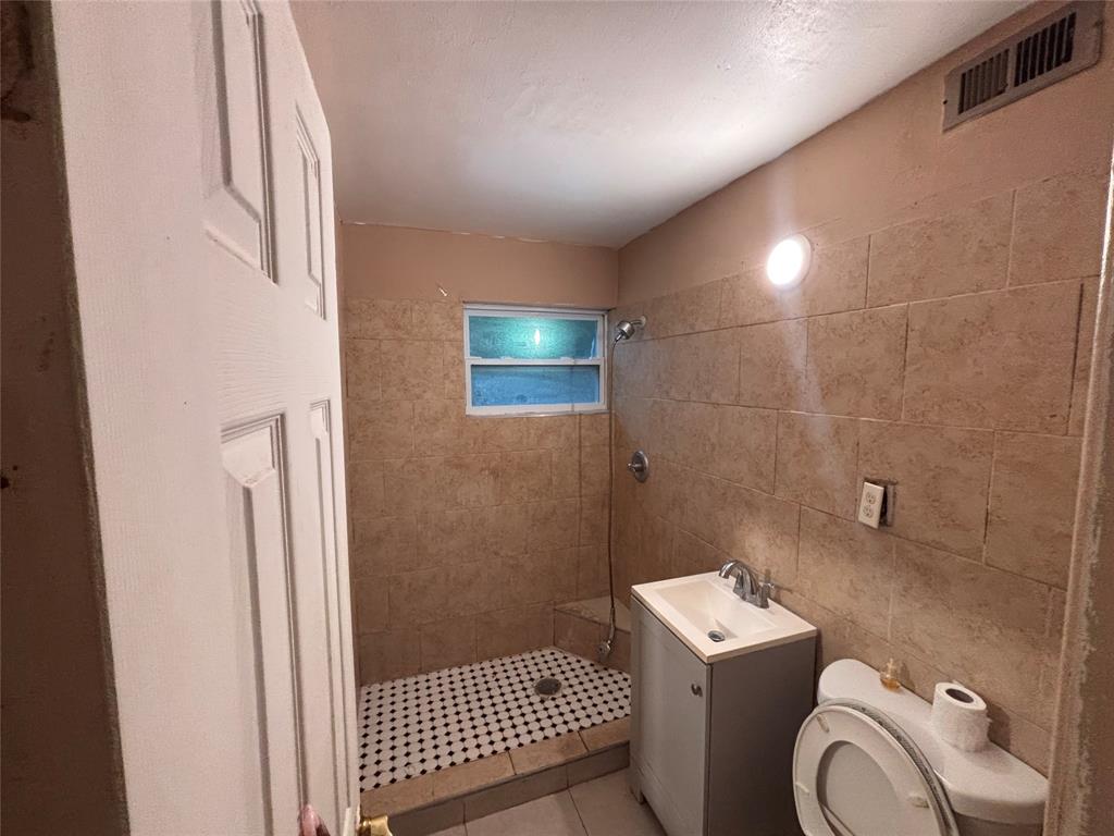 1141 South Ridge Road Lantana, FL 33462 - Photo 5 of 12