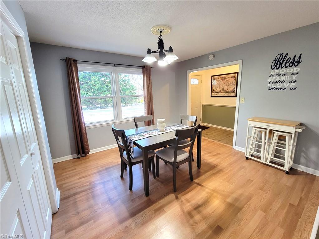 3511 Edgefield Road Greensboro, NC 27409 - Photo 11 of 16