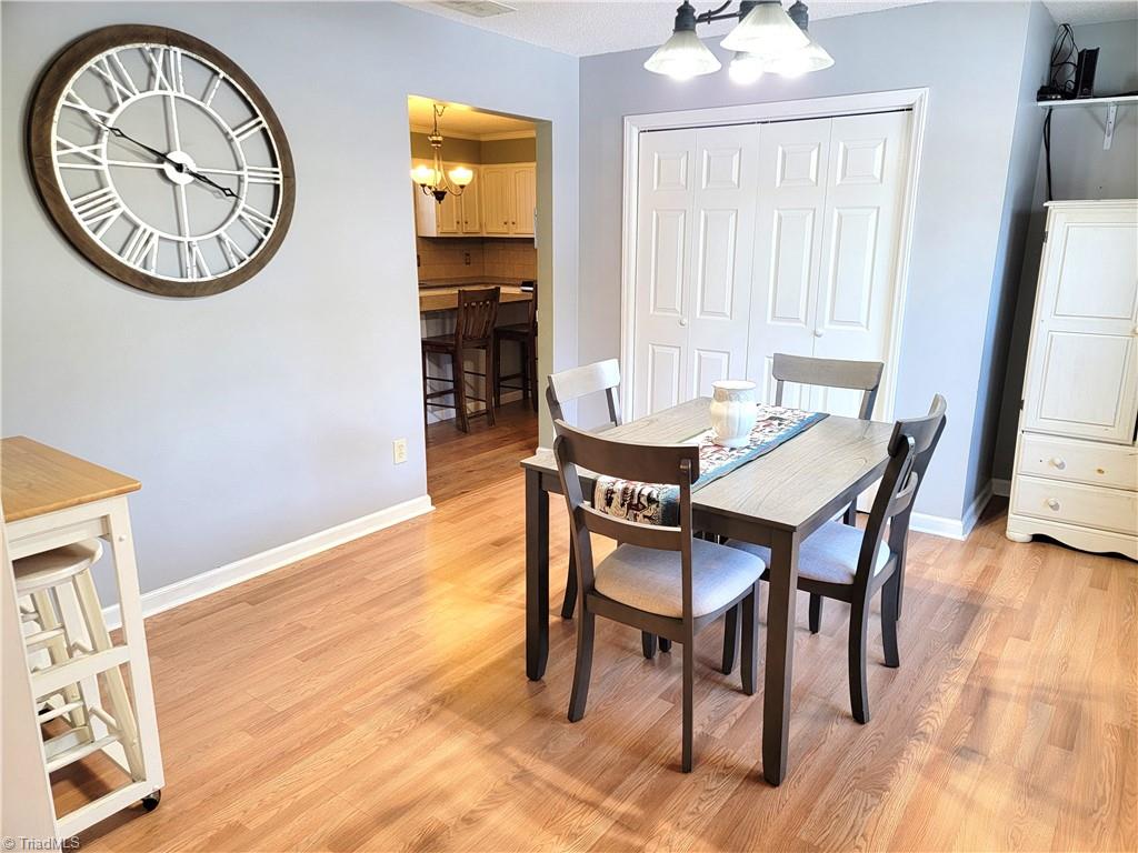 3511 Edgefield Road Greensboro, NC 27409 - Photo 9 of 16 Dining Room