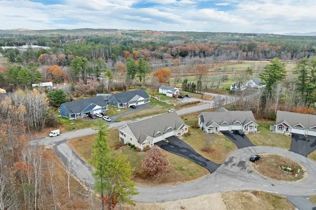 $525,000 | 12 Stonehenge Circle, Unit 12, Northfield, NH 03276