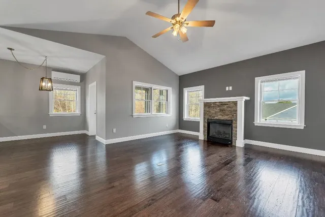 $525,000 | 12 Stonehenge Circle, Unit 12, Northfield, NH 03276