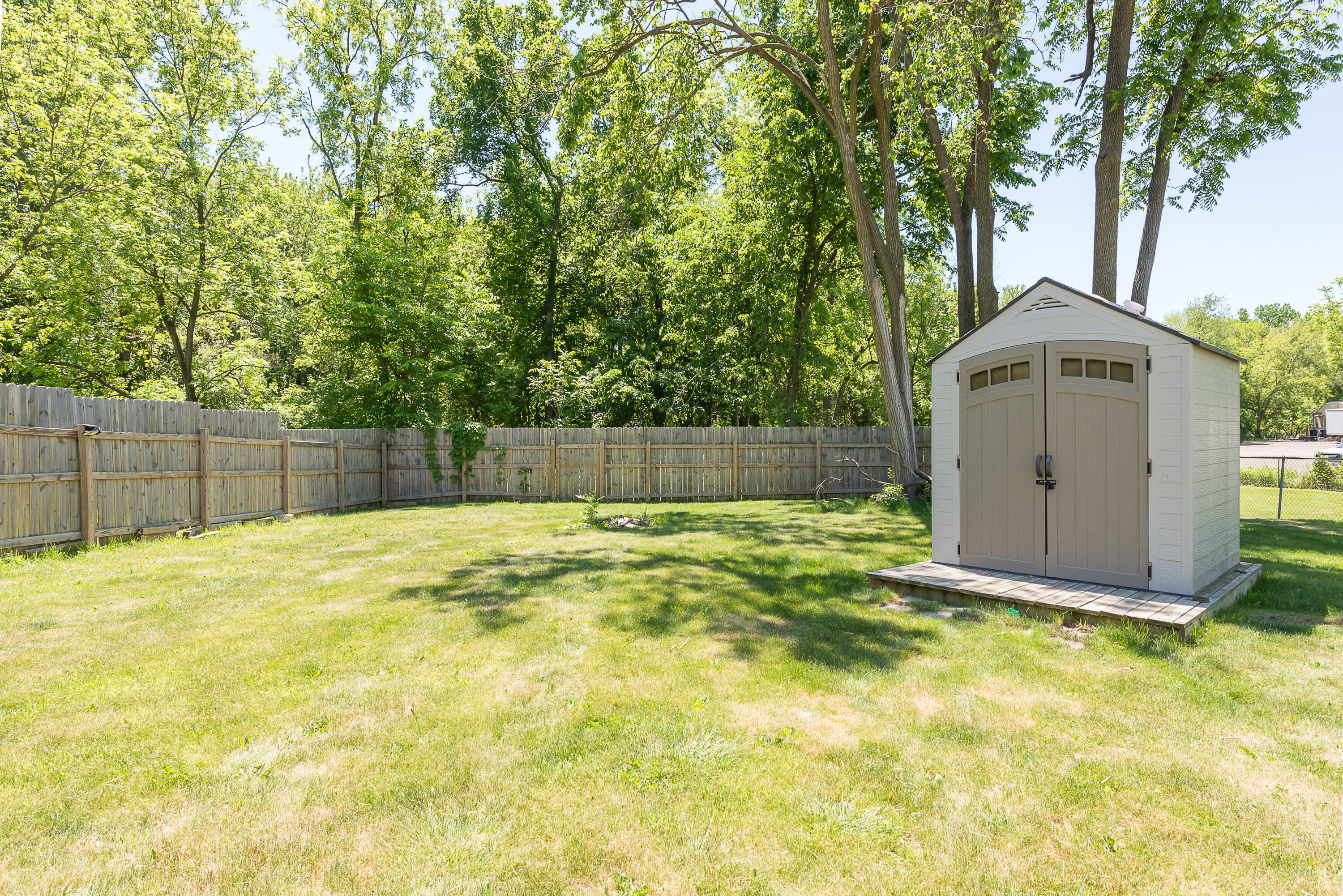 611 West Silver Lake Road Fenton, MI 48430 - Photo 38 of 50 DSC_3119