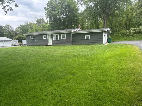 $2,150 | 4292 Clover Street, Honeoye Falls, NY 14472