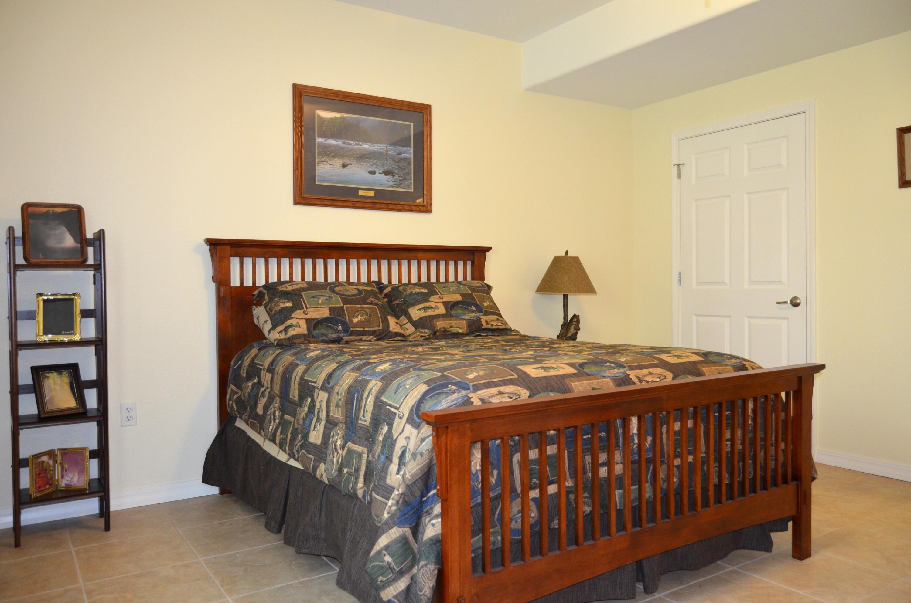 407 Millwood Drive Reeds Spring, MO 65737 - Photo 24 of 48 Bed #4 Lower Level