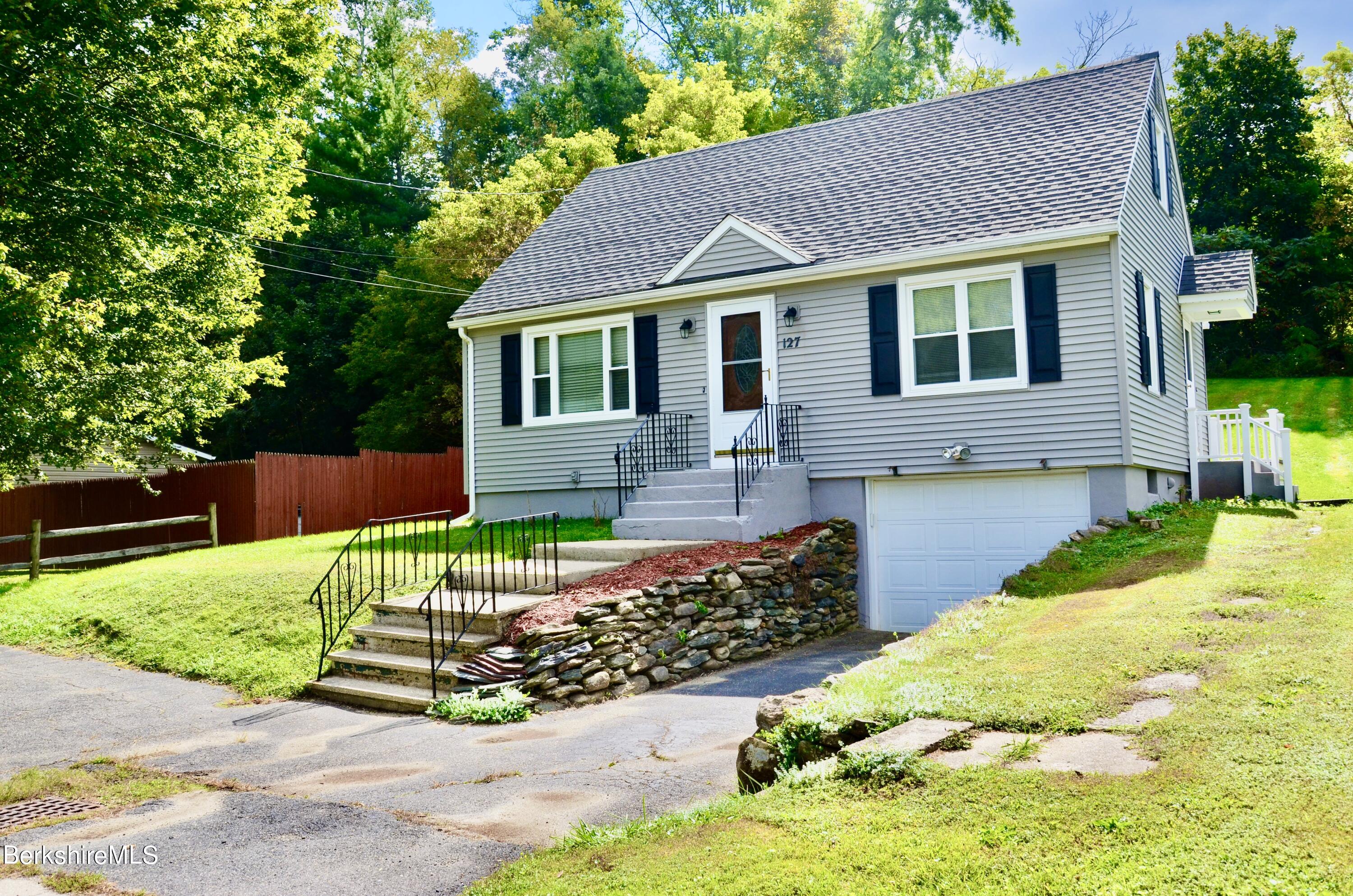 127 Cadwell Road Pittsfield, MA 01201 - Photo 1 of 16 DSC_0003