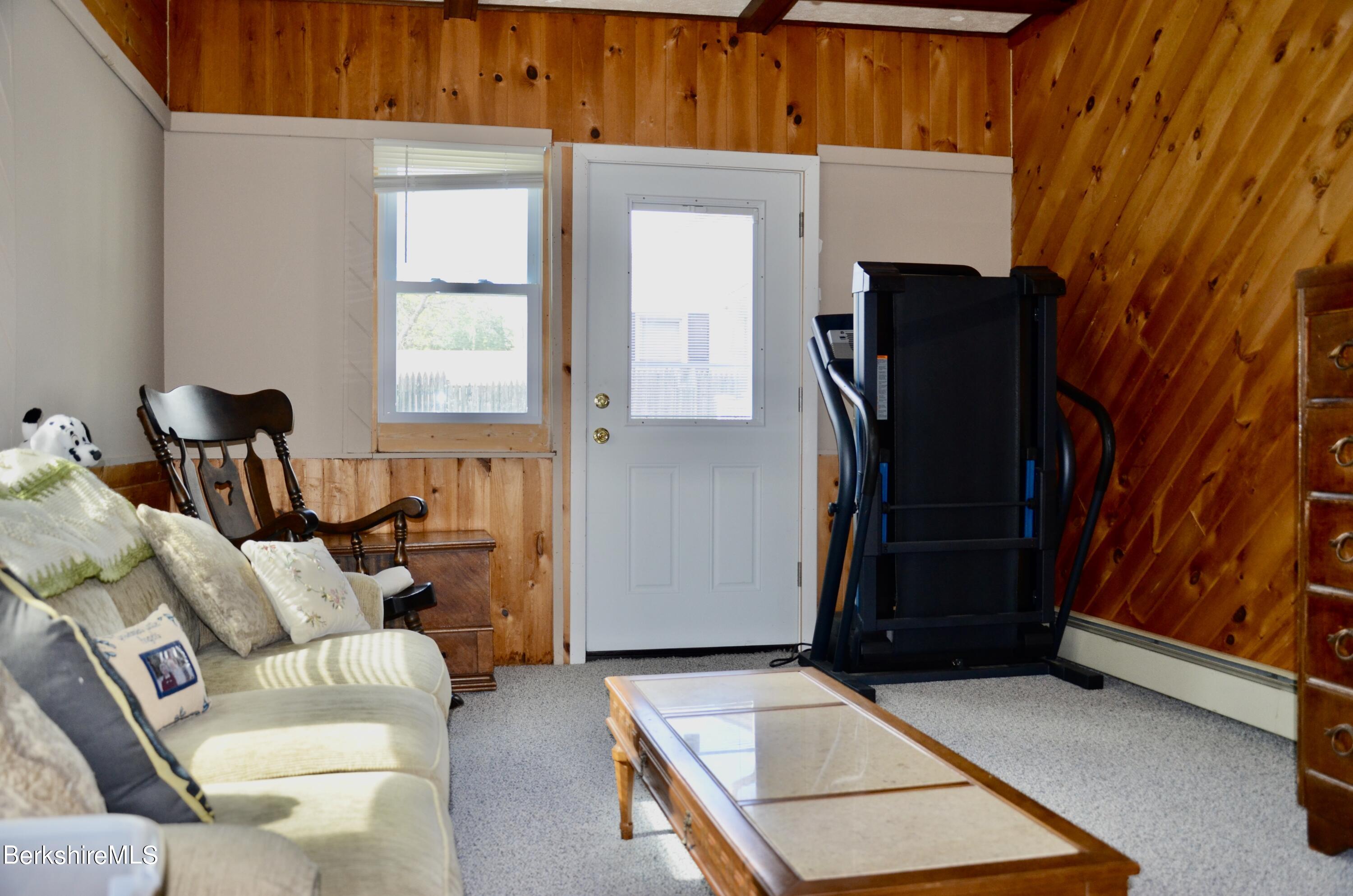 127 Cadwell Road Pittsfield, MA 01201 - Photo 12 of 16 DSC_0016