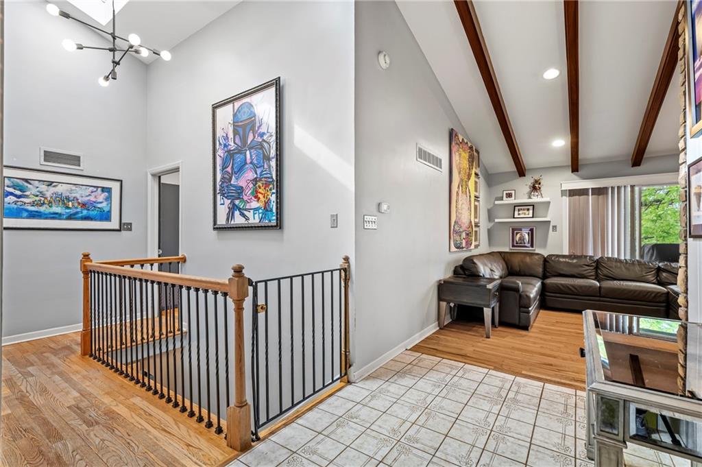2453 Mt Royal Road Pittsburgh, PA 15217 - Photo 13 of 26 Gallery Image 13