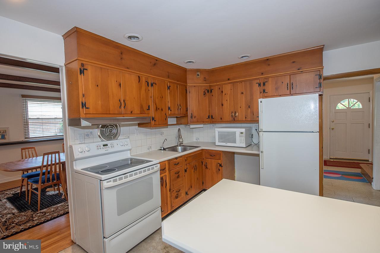 1364 Michael Road Jenkintown, PA 19046 - Photo 14 of 49