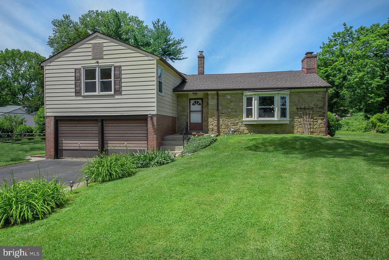 1364 Michael Road Jenkintown, PA 19046 - Photo 3 of 49