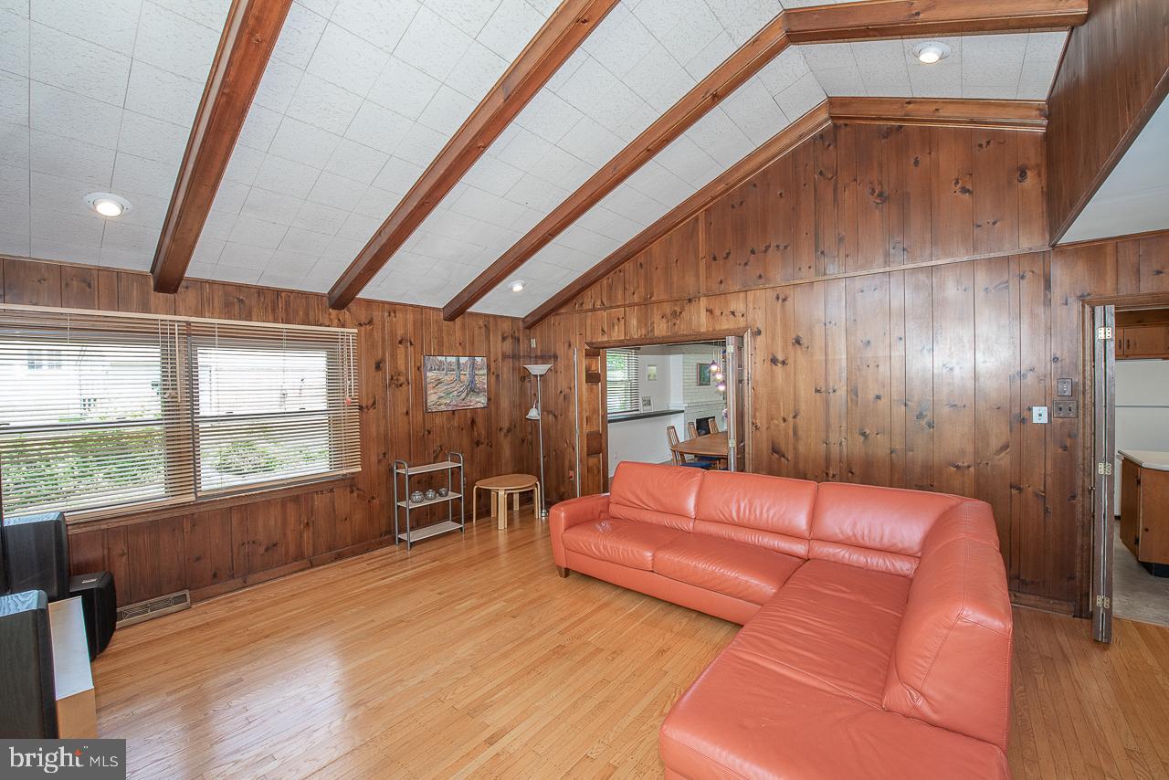 1364 Michael Road Jenkintown, PA 19046 - Photo 23 of 49