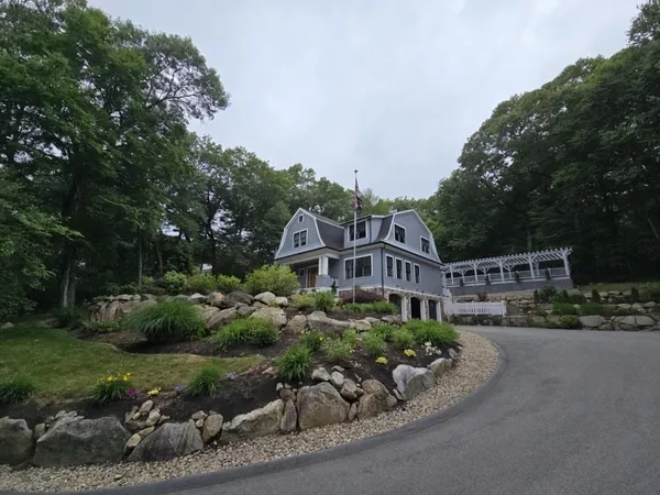 $2,489,900 | 190 Bedford Road, Lincoln, MA 01773