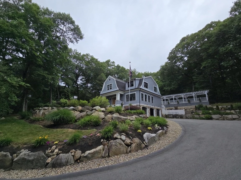 190 Bedford Road Lincoln, MA 01773 - Photo 1 of 28