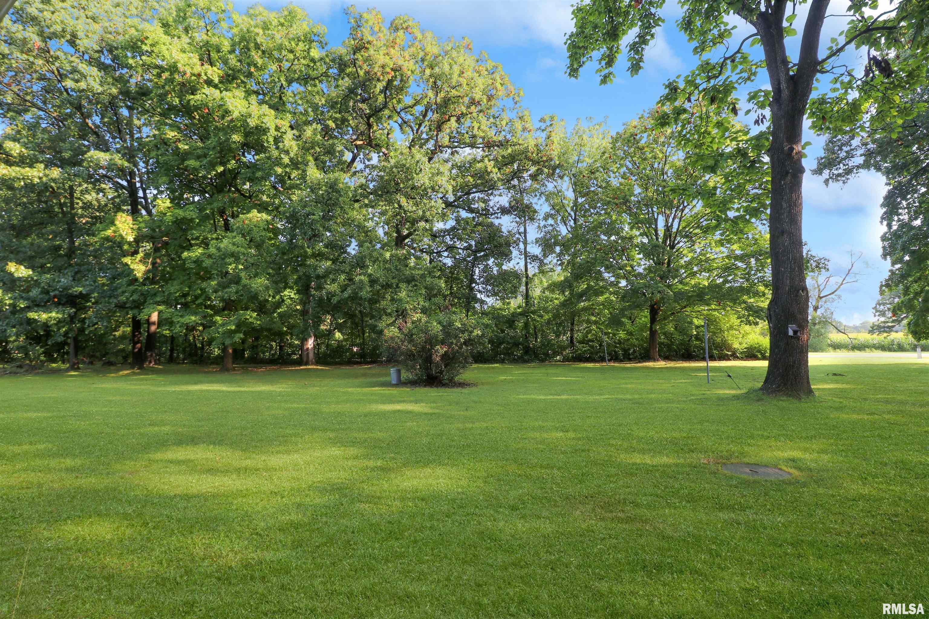 1541 Hickory Point Road Metamora, IL 61548 - Photo 18 of 28